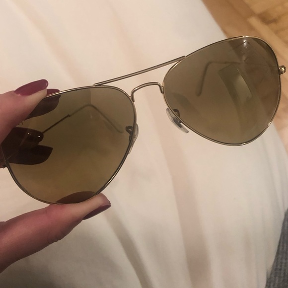 Ray Ban RB3025 Large Metal Aviators - Picture 4 of 6